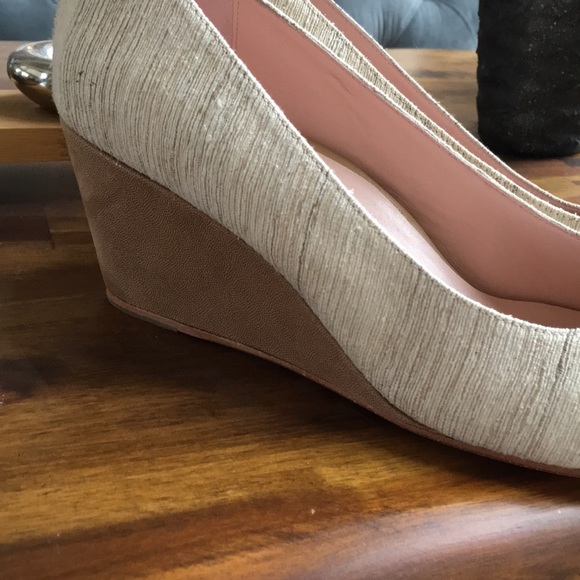 Taryn Rose Peep toe wedges size 8 1/2 m - Picture 5 of 6